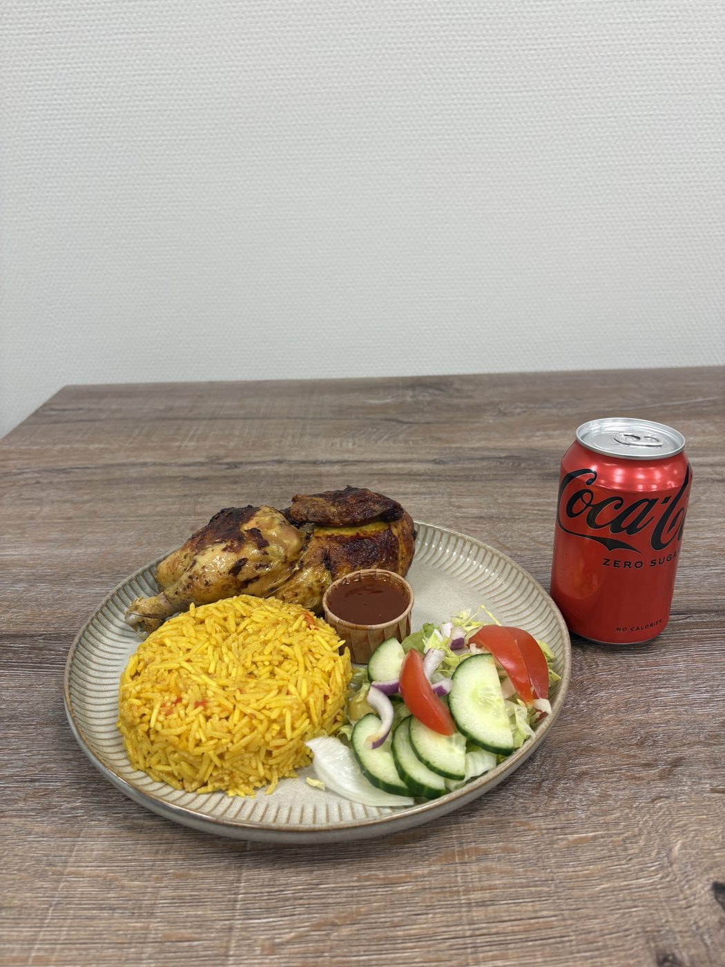 Gegrilde kip met rijst en salade van Roasty by Mans